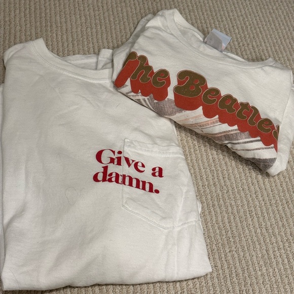 TWO OVERSIZED GRAPHIC TEES - Picture 2 of 6